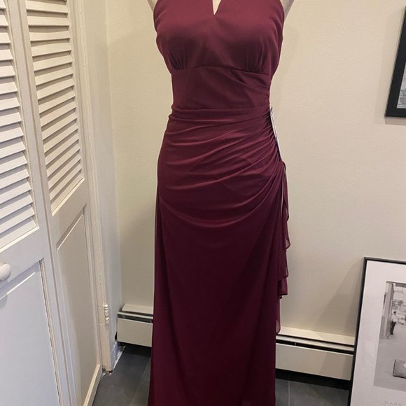 BETSY & ADAM EMBELLISHED GOWN - Picture 3 of 12